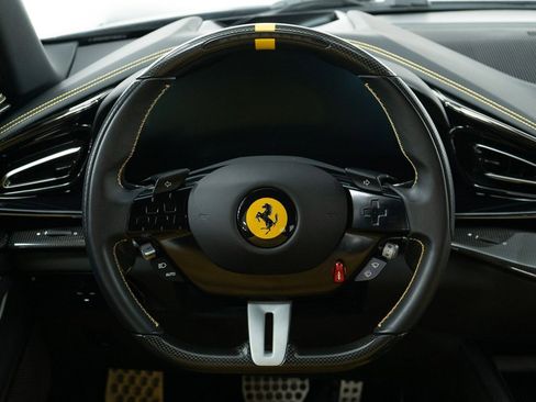 Used 2024 Ferrari Purosangue image 32