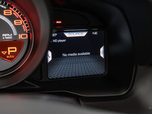 Used 2022 Ferrari F8 Tributo RWD image 91