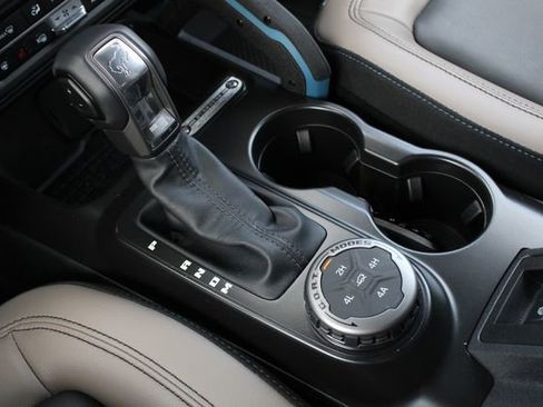 Used 2024 Ford Bronco Wildtrak image 16