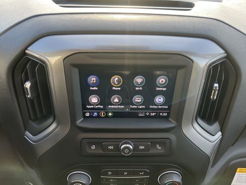 New 2026 Chevrolet Silverado 1500 Custom Trail Boss w/ LPO, Dark Essentials Package image 7