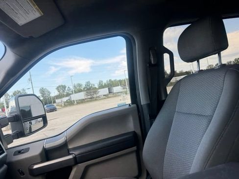 Used 2020 Ford F450 XLT w/ XLT Premium Package AWD/4WD image 17
