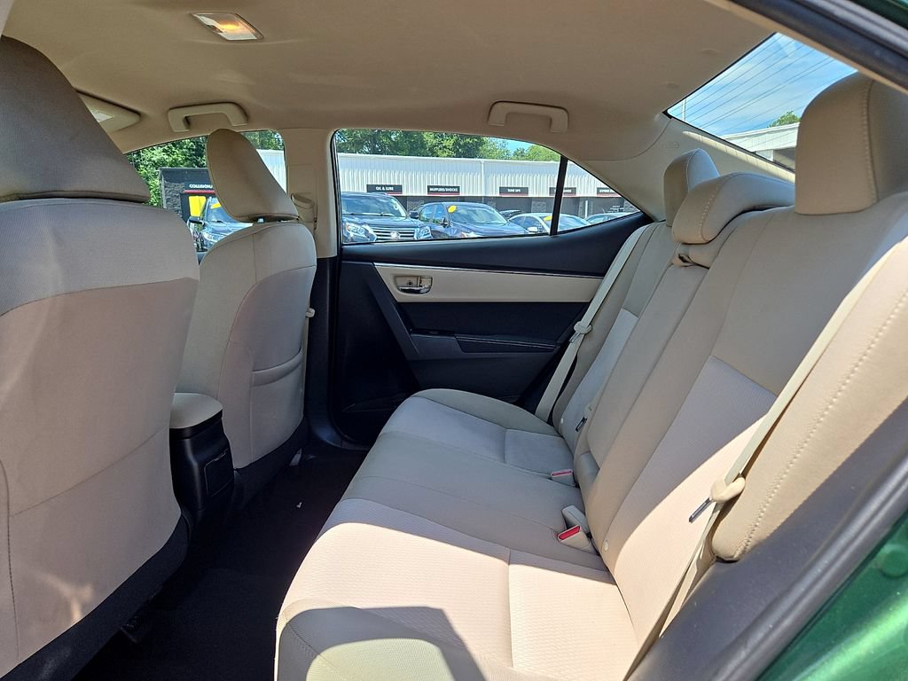 Used 2015 Toyota Corolla LE FWD image 13