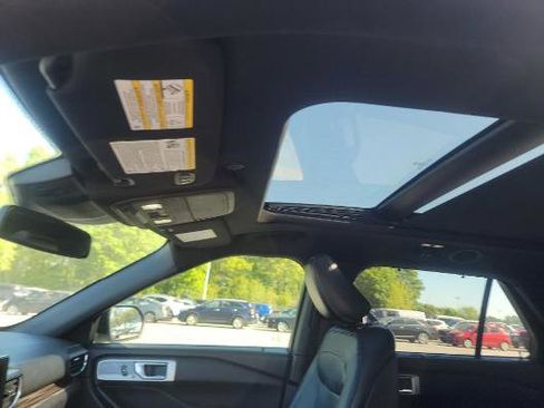 Used 2020 Ford Explorer Limited w/ Class III Trailer Tow Package image 7