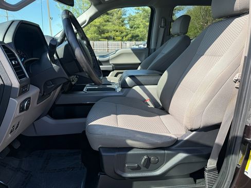 Used 2019 Ford F150 XLT w/ Equipment Group 302A Luxury AWD/4WD image 10