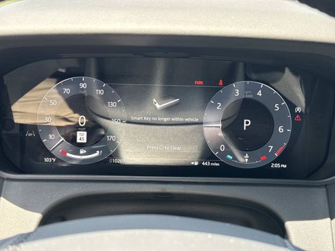 Certified 2026 Land Rover Range Rover Velar Dynamic SE AWD/4WD image 31