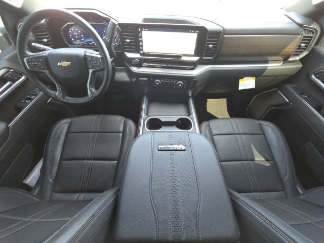 Used 2024 Chevrolet Silverado 3500 High Country w/ High Country Premium Package AWD/4WD image 37