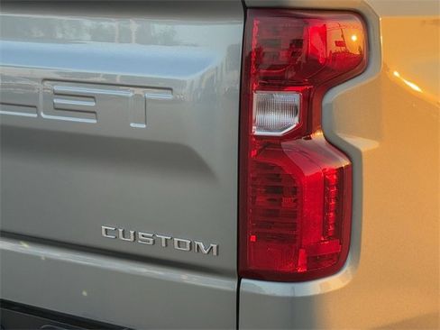 New 2026 Chevrolet Silverado 1500 Custom image 7