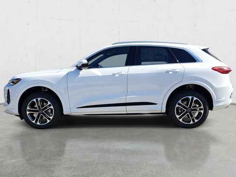 New 2026 Audi Q5 Premium AWD/4WD image 8