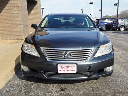 Used 2011 Lexus LS 460 AWD w/ Luxury Value Edition image 2