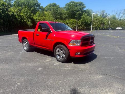 Used 2012 RAM 1500 Express RWD image 9