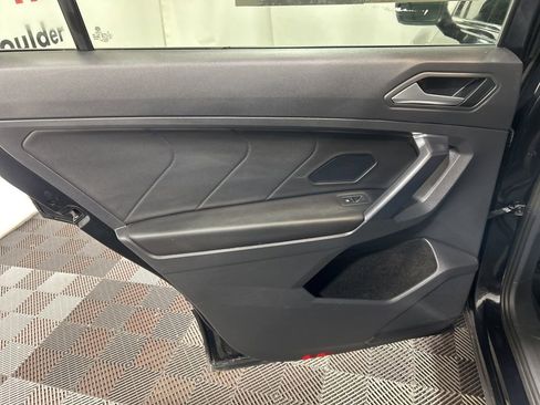 Used 2021 Volkswagen Tiguan SEL Premium R-Line image 21