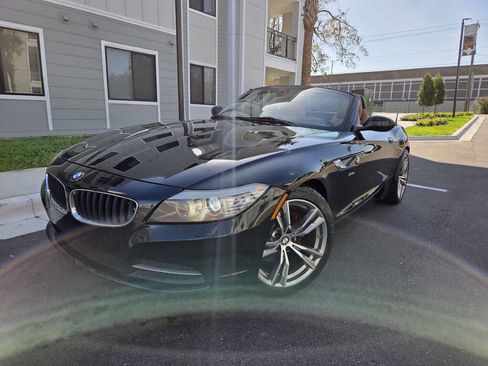 Used 2013 BMW Z4 sDrive28i w/ Sport Pkg image 2
