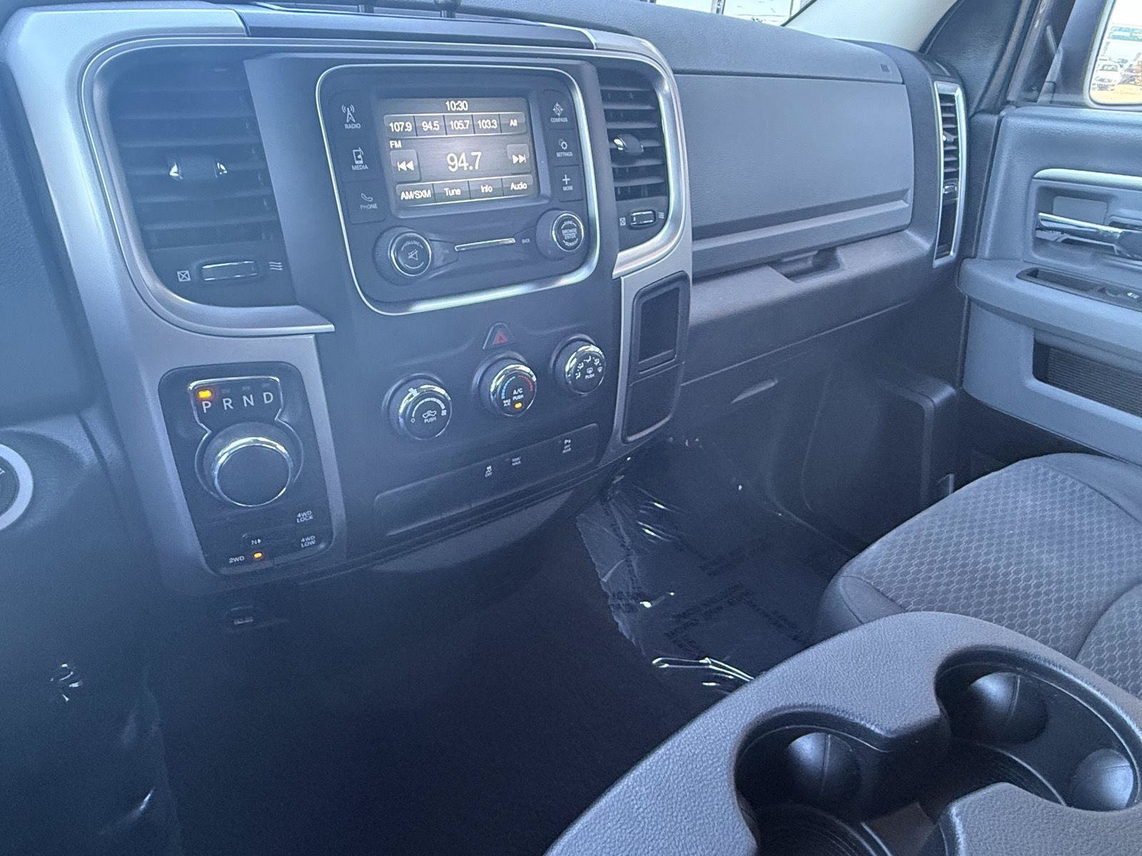 Used 2019 RAM 1500 Warlock AWD/4WD image 5
