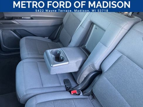 Used 2025 Ford Explorer Active image 36