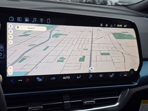 New 2026 Chevrolet Equinox EV LT FWD image 29