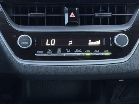 Used 2023 Toyota Corolla LE FWD image 19