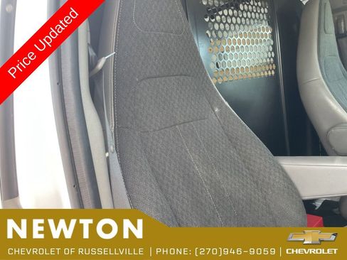 Used 2024 Chevrolet Express 2500 w/ Driver Convenience Package RWD image 15