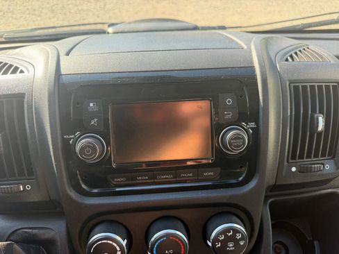 Used 2018 RAM ProMaster 2500 FWD image 18