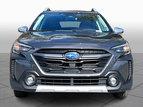 Used 2023 Subaru Outback Touring image 3