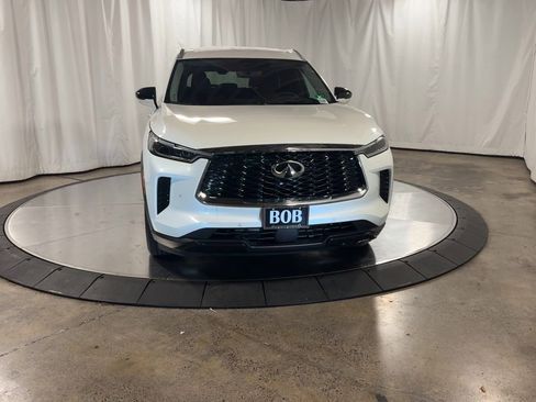 Certified 2025 INFINITI QX60 Luxe w/ Vision Package image 4