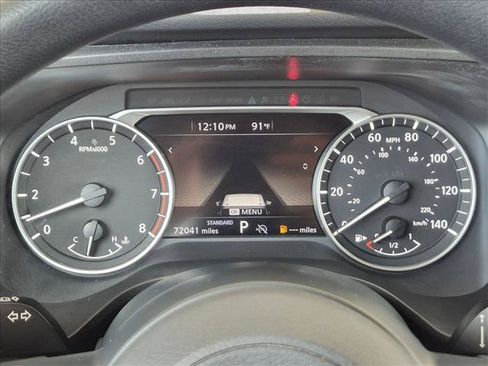 Used 2024 Nissan Rogue SV FWD image 11