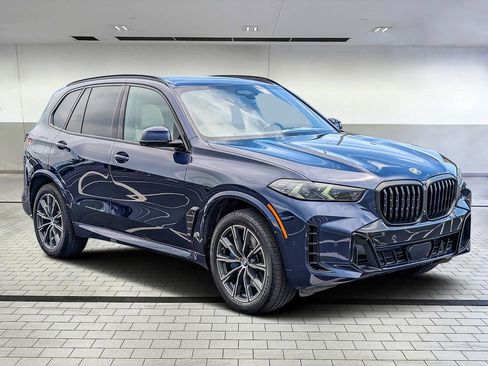 Used 2025 BMW X5 xDrive40i w/ Executive Package image 7