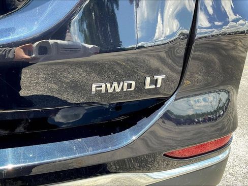 Used 2020 Chevrolet Equinox LT AWD/4WD image 25