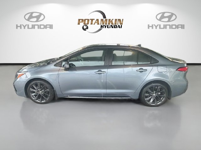 Used 2025 Toyota Corolla SE FWD image 8
