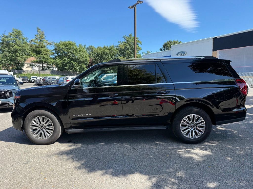 Used 2026 Ford Expedition Max Platinum AWD/4WD image 5