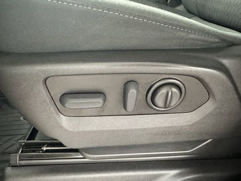 Used 2021 Chevrolet Silverado 1500 RST image 31