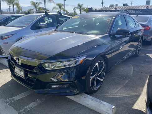 Used 2020 Honda Accord Sport image 2