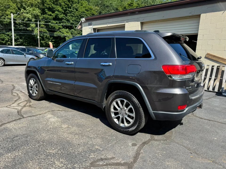 Used 2016 Jeep Grand Cherokee Limited w/ Trailer Tow Group IV AWD/4WD image 7