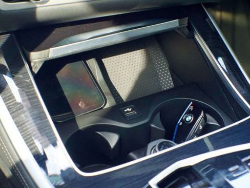 Used 2024 BMW X5 M60i image 33