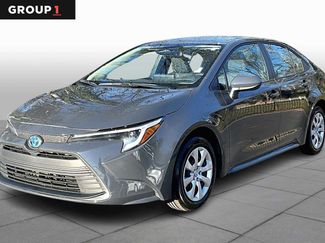 Certified 2025 Toyota Corolla LE video 1