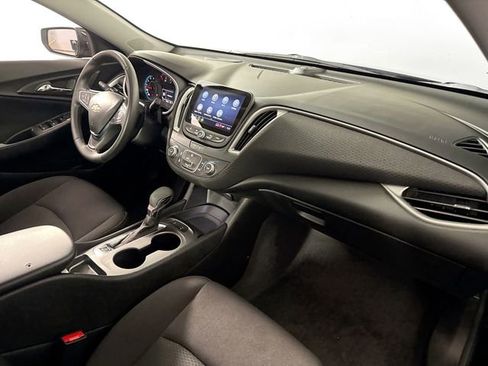 Used 2025 Chevrolet Malibu RS image 23