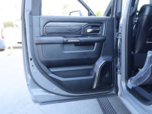 New 2026 RAM 2500 Limited AWD/4WD image 33