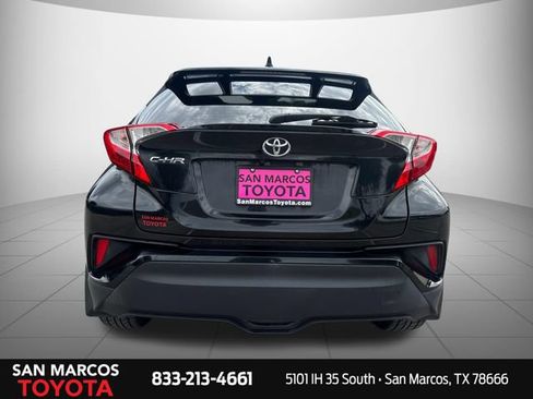 Used 2021 Toyota C-HR XLE FWD image 4