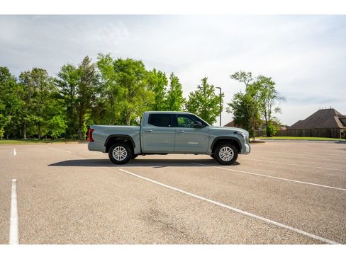 Used 2025 Toyota Tundra SR5 w/ SR5 Premium Package RWD image 4