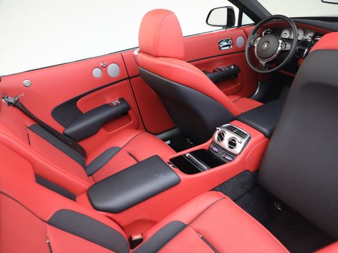 Certified 2020 Rolls-Royce Dawn RWD image 34