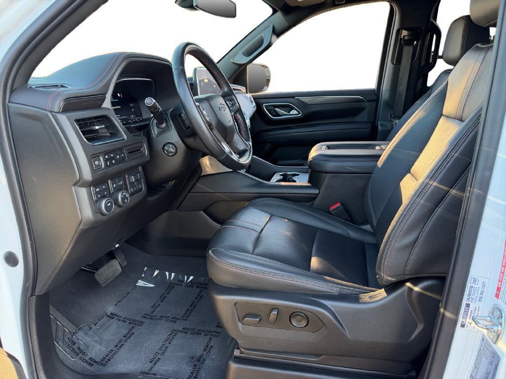 Used 2022 Chevrolet Tahoe RST w/ Luxury Package AWD/4WD image 16