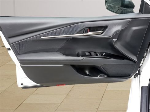 Certified 2025 Toyota Camry SE image 20