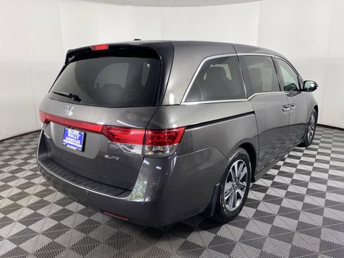 Used 2016 Honda Odyssey Touring image 7
