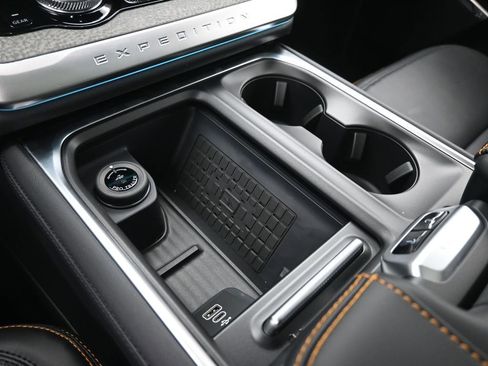 New 2025 Ford Expedition Tremor image 29