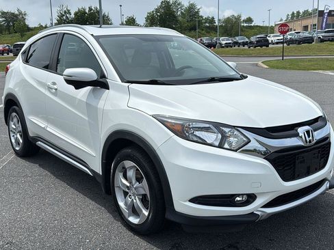 Used 2016 Honda HR-V EX-L image 1