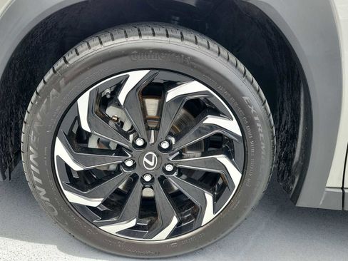 Used 2021 Lexus UX 200 w/ Accessory Package (Z1) FWD image 13