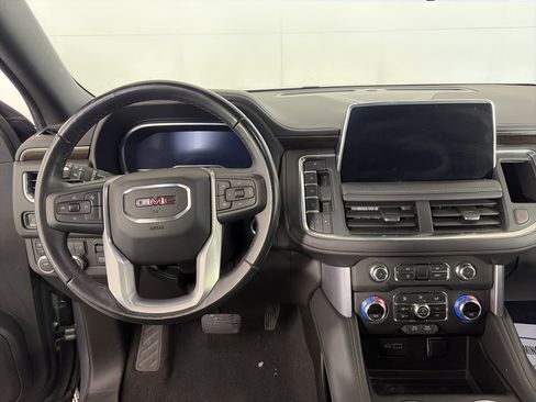 Certified 2022 GMC Yukon XL SLE w/ Max Trailering Package image 3