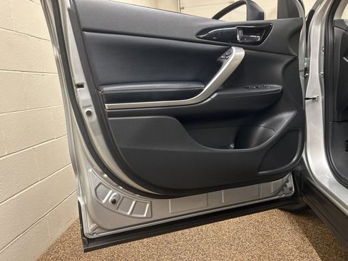 Used 2024 Mitsubishi Eclipse Cross SE image 13