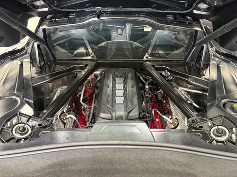 Used 2023 Chevrolet Corvette Stingray Preferred Cpe w/ Stealth Interior Trim Package RWD image 31