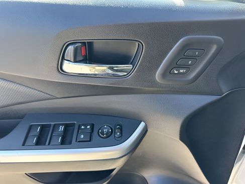 Used 2016 Honda CR-V Touring image 28