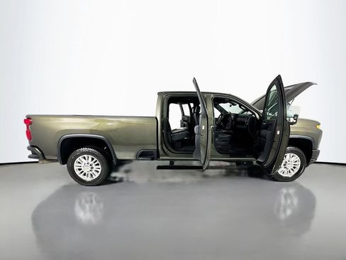 Used 2023 Chevrolet Silverado 3500 High Country w/ Z71 Off-Road Package AWD/4WD image 28
